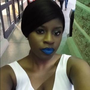 Meet your Posher, Shalandra